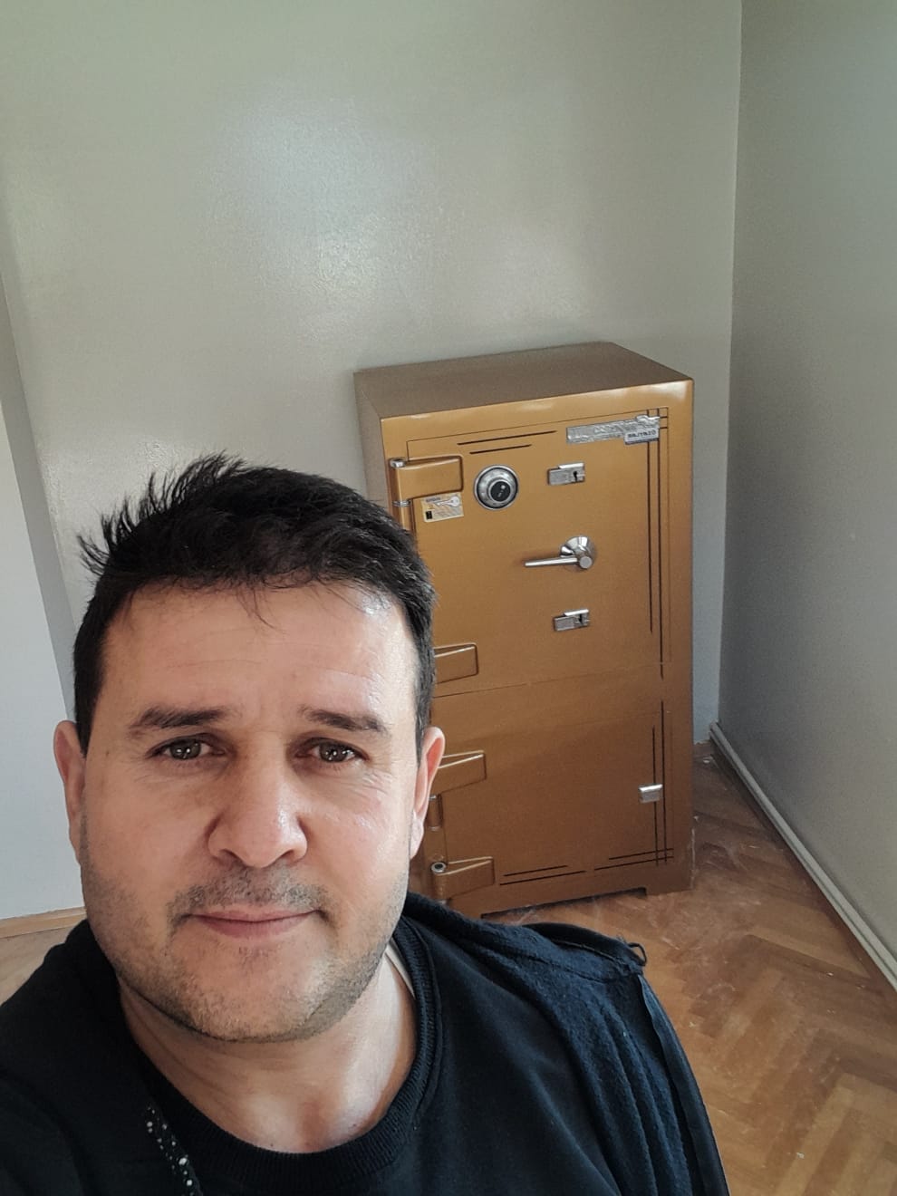 çelik para kasası taşıma